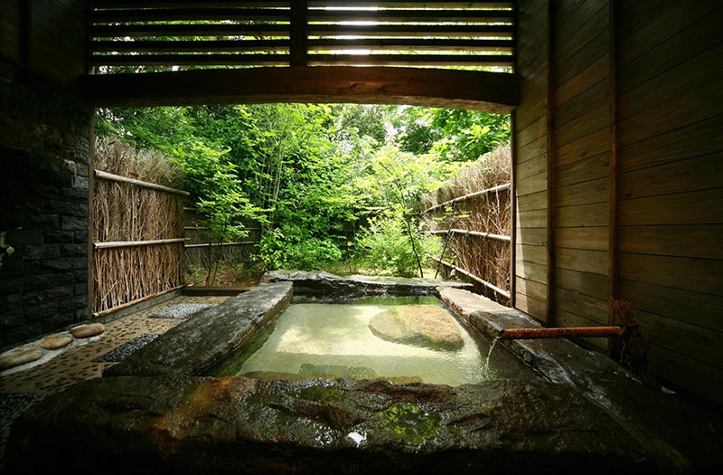 Private open-air bath