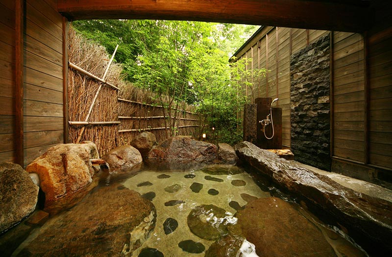 Private open-air bath「つりばな」